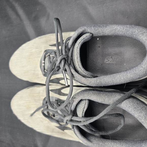 Brooks Running Shoes‎ in Gray and Black and Used main image 5